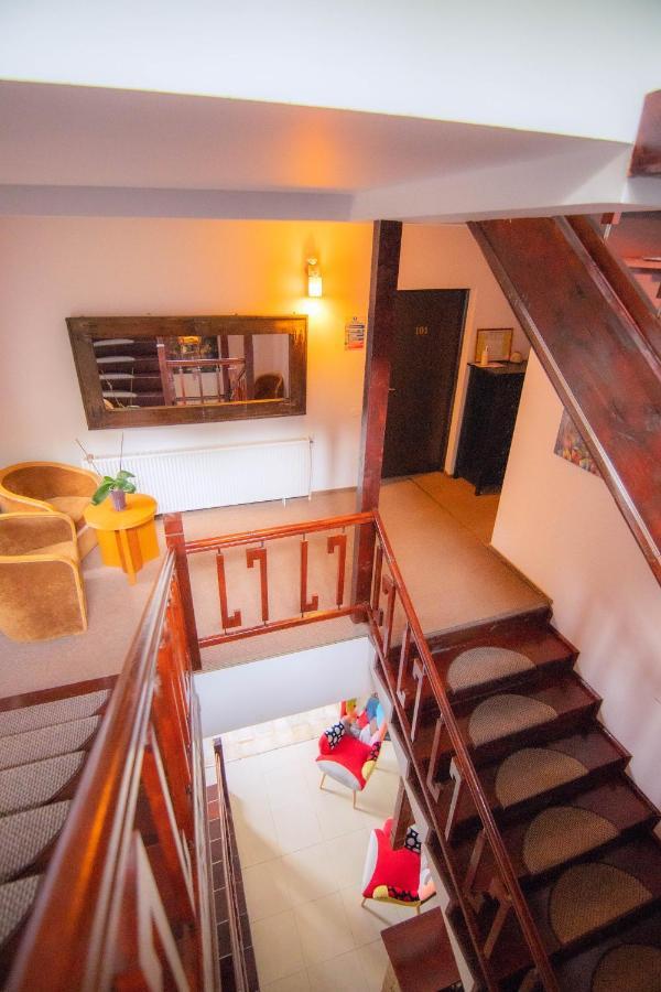 Vila Hunter Vip Reghin Exteriér fotografie