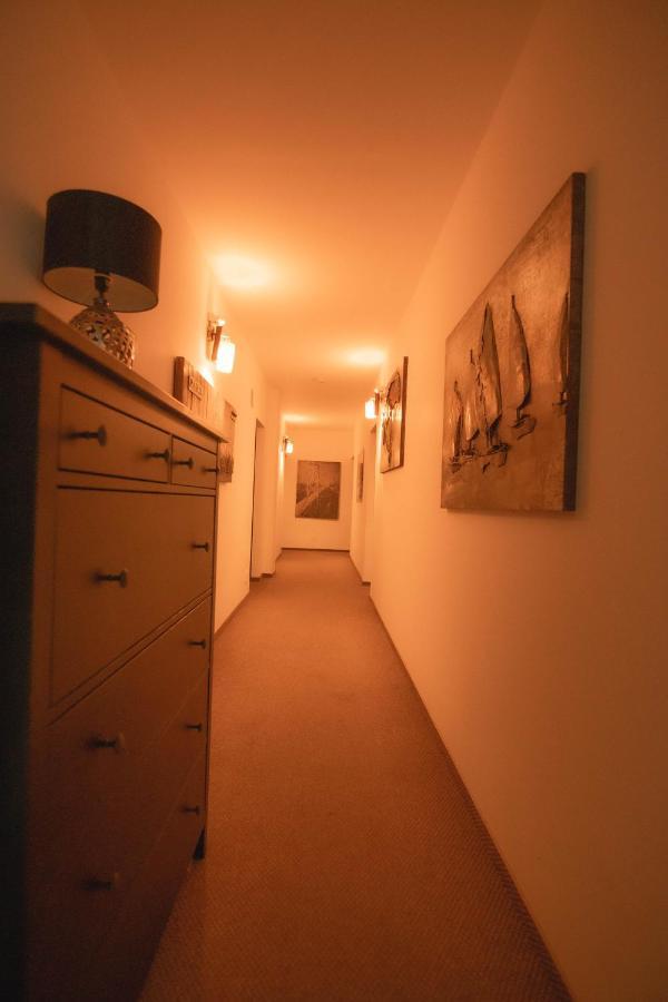Vila Hunter Vip Reghin Exteriér fotografie